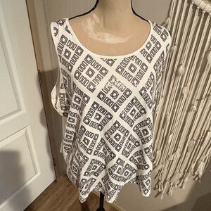 Ruby Rd. Black and White Geometric Women's Blouse